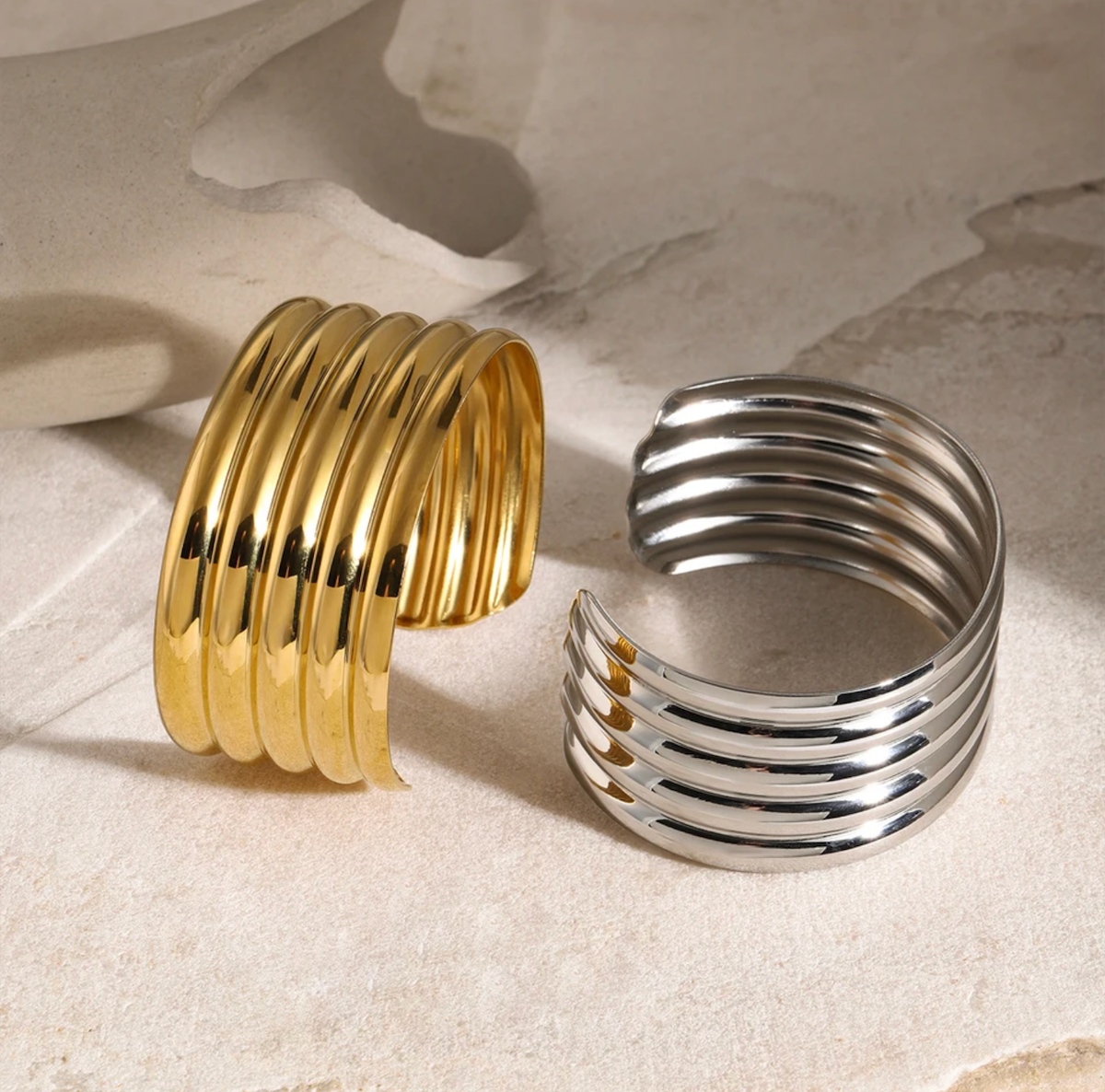 Brazalete metal rayado