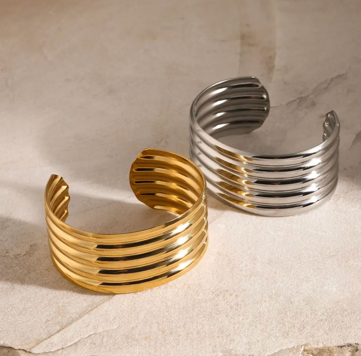 Brazalete metal rayado