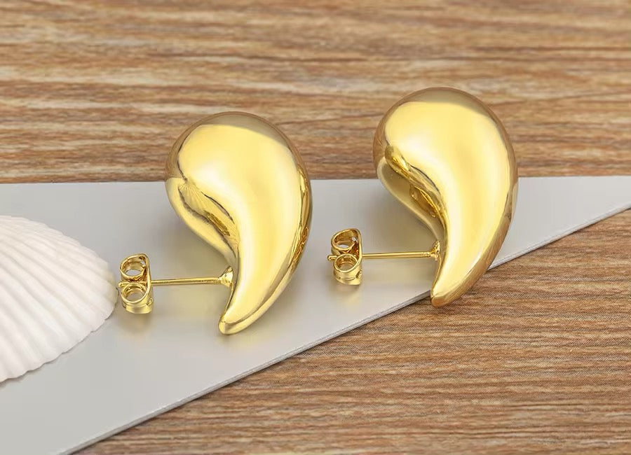 Aretes Gota Grande Lisa