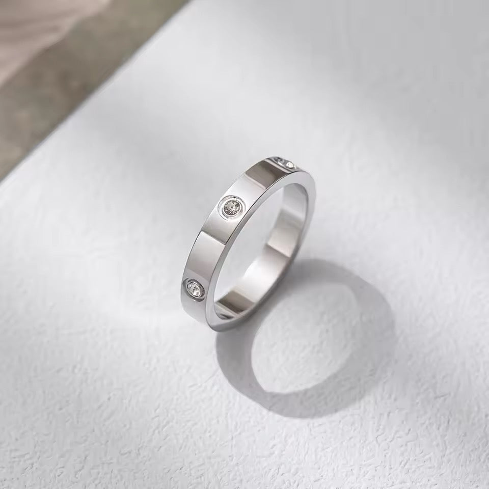 Tornillos circonias oro