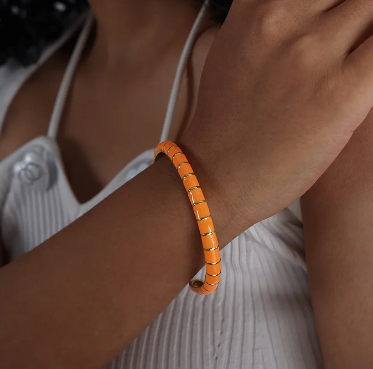 Brazalete metal colores delgado