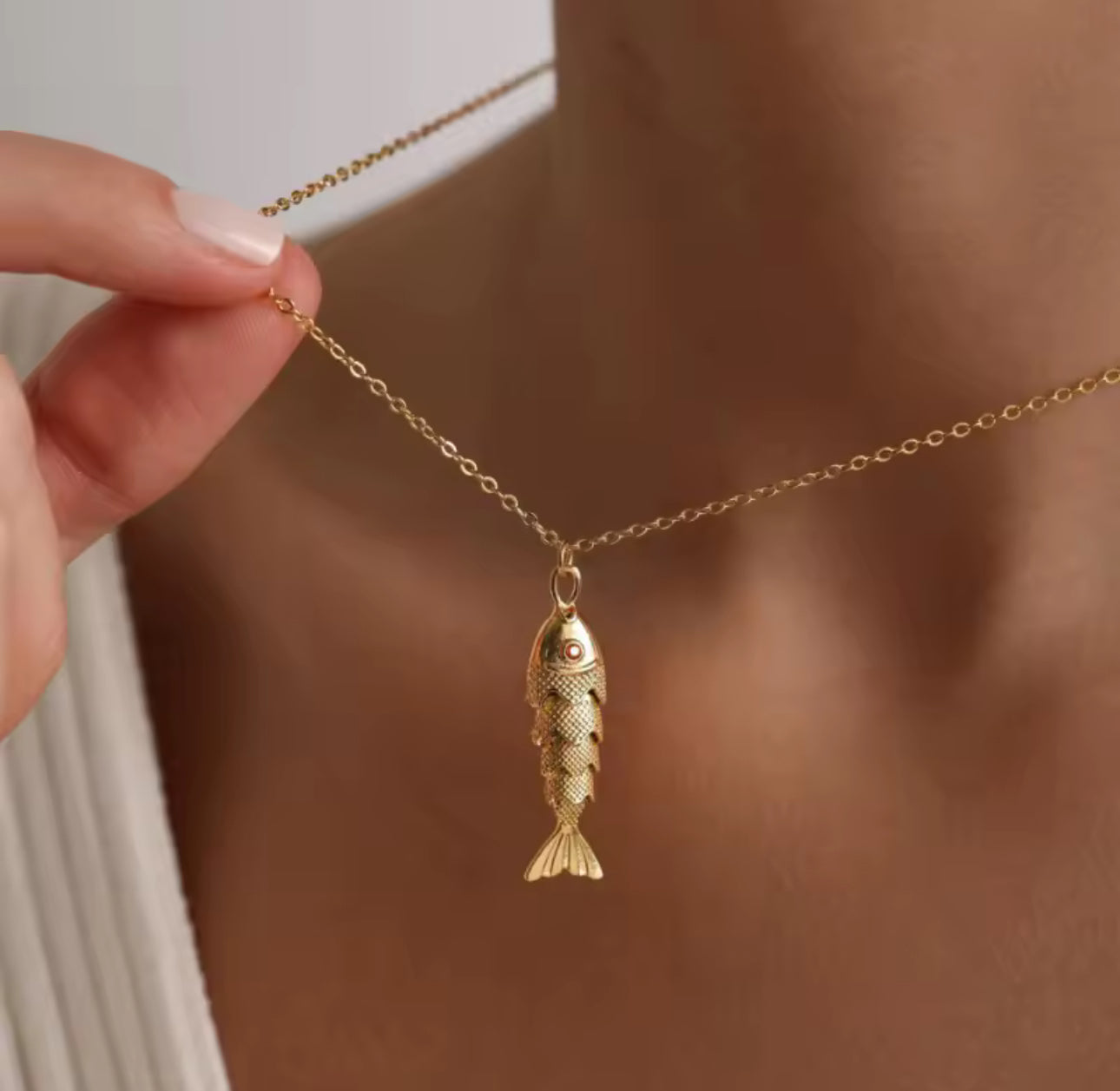 Collar pez colgante