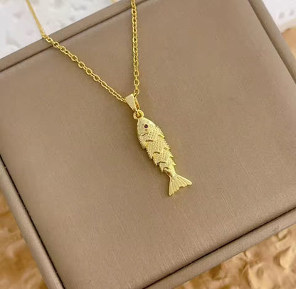 Collar pez colgante