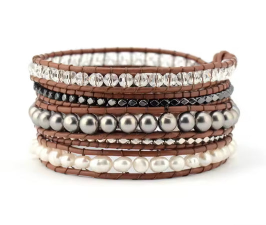 Pulsera Wrap: Silver Pearls