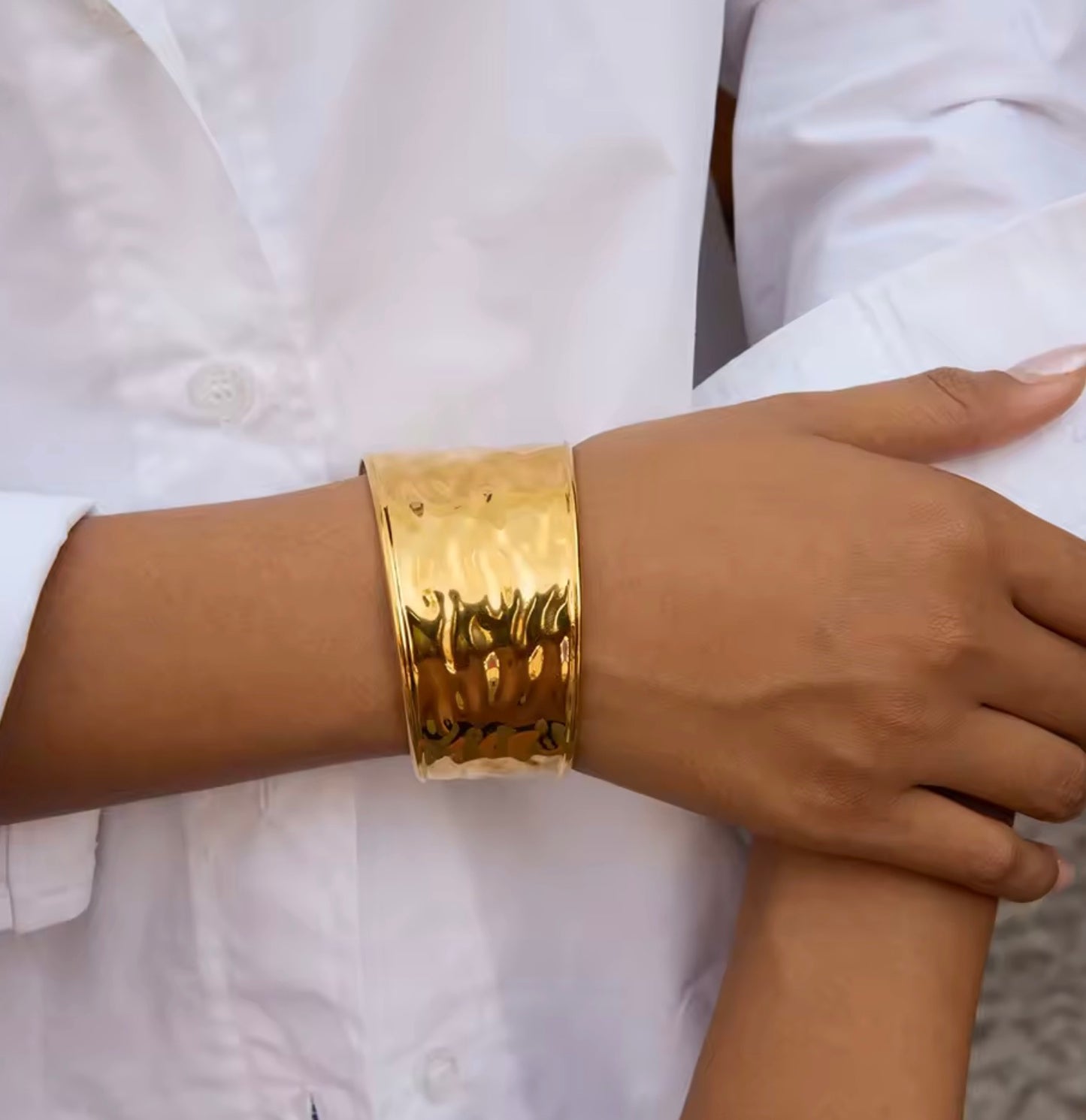 Brazalete martelinado