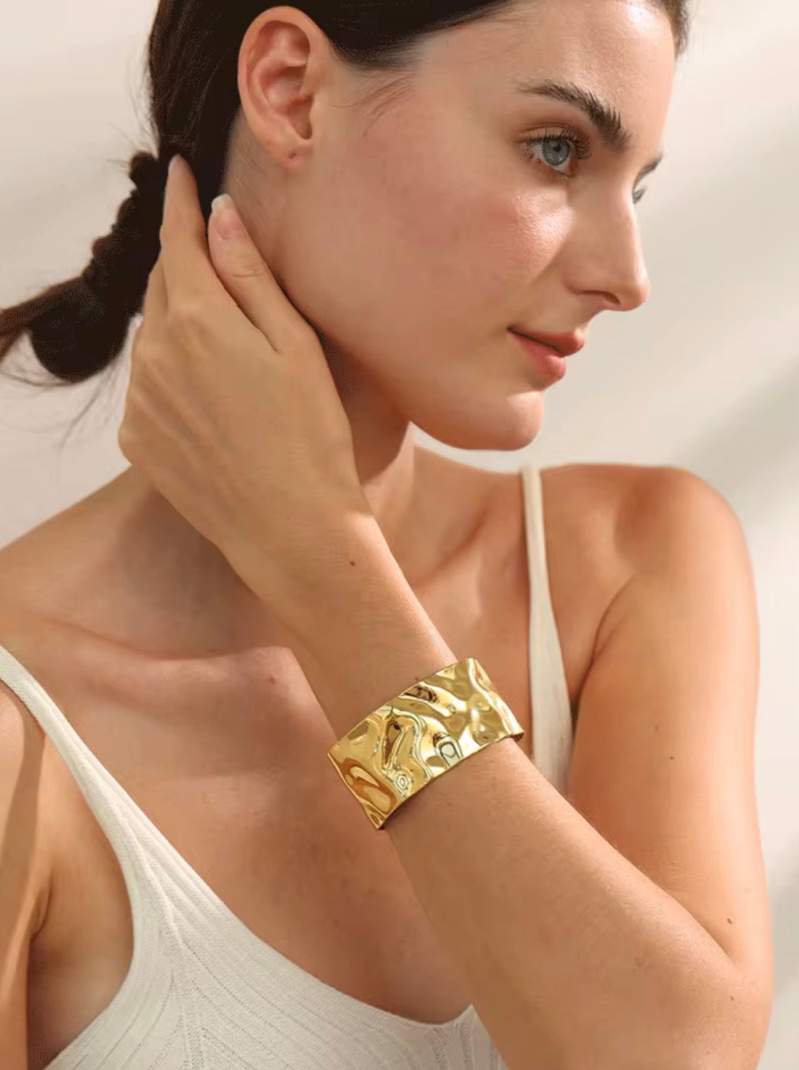 Brazalete Martelinado