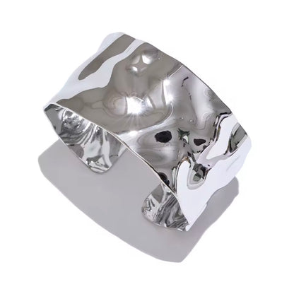 Brazalete Martelinado