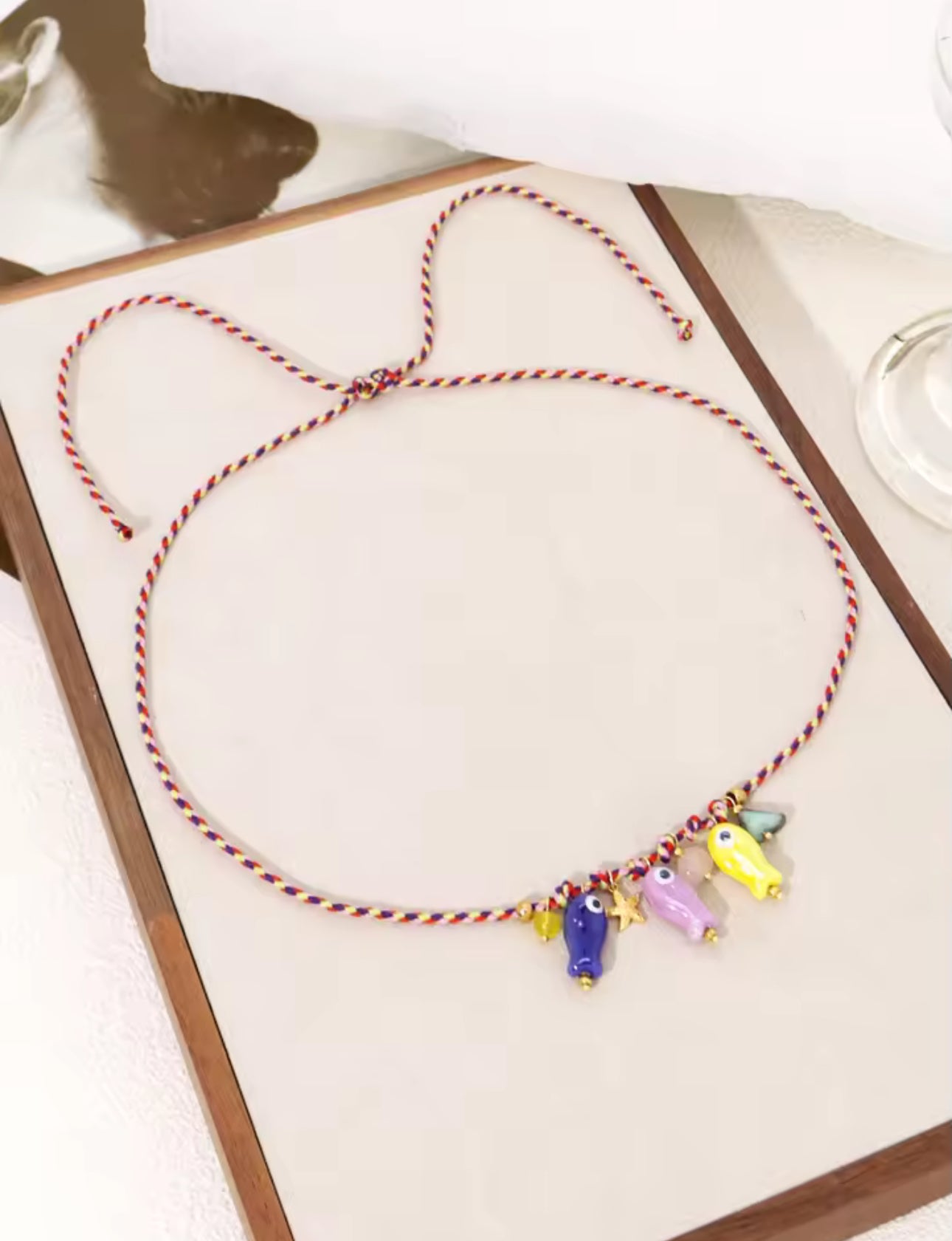 Collar pecesitos