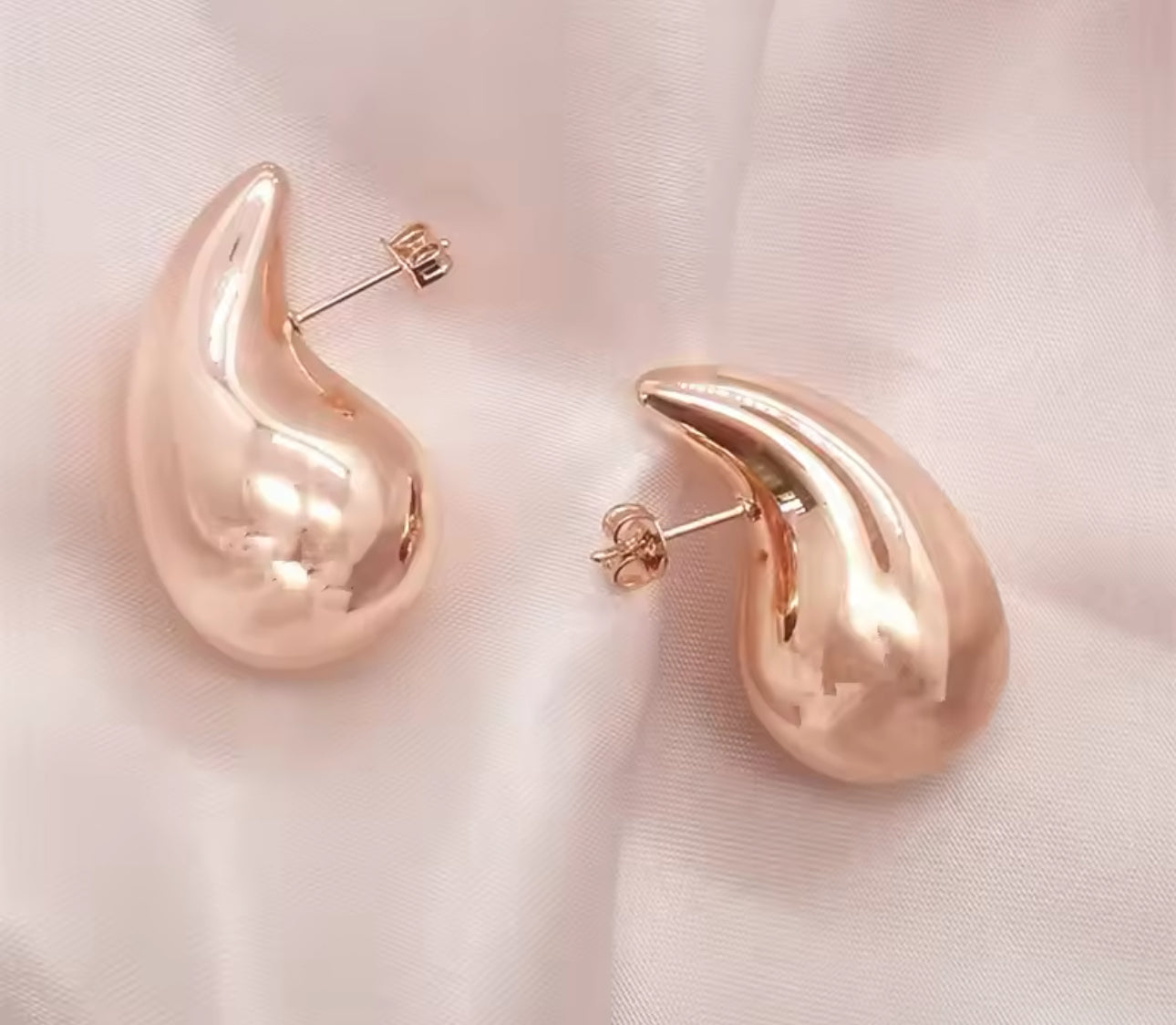 Aretes Gota Grande Lisa