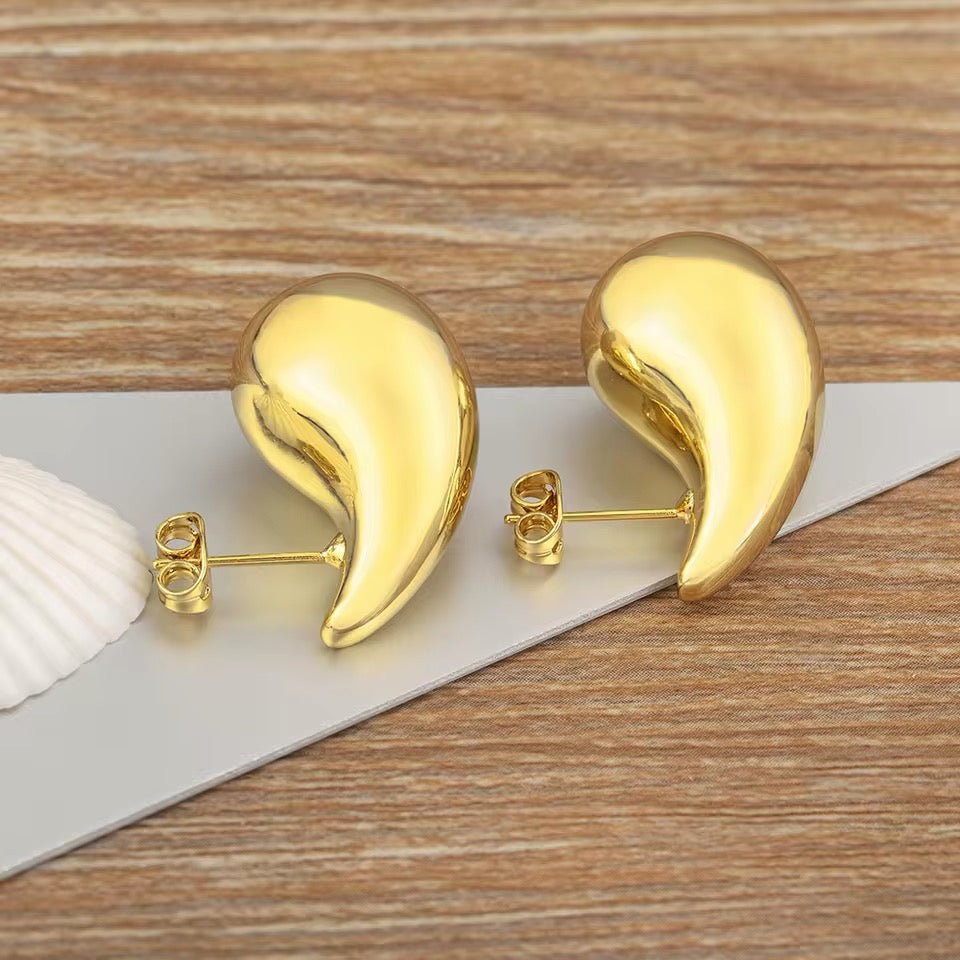 Aretes Gota Grande Lisa