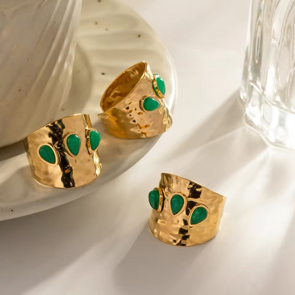 Corona gotas verdes