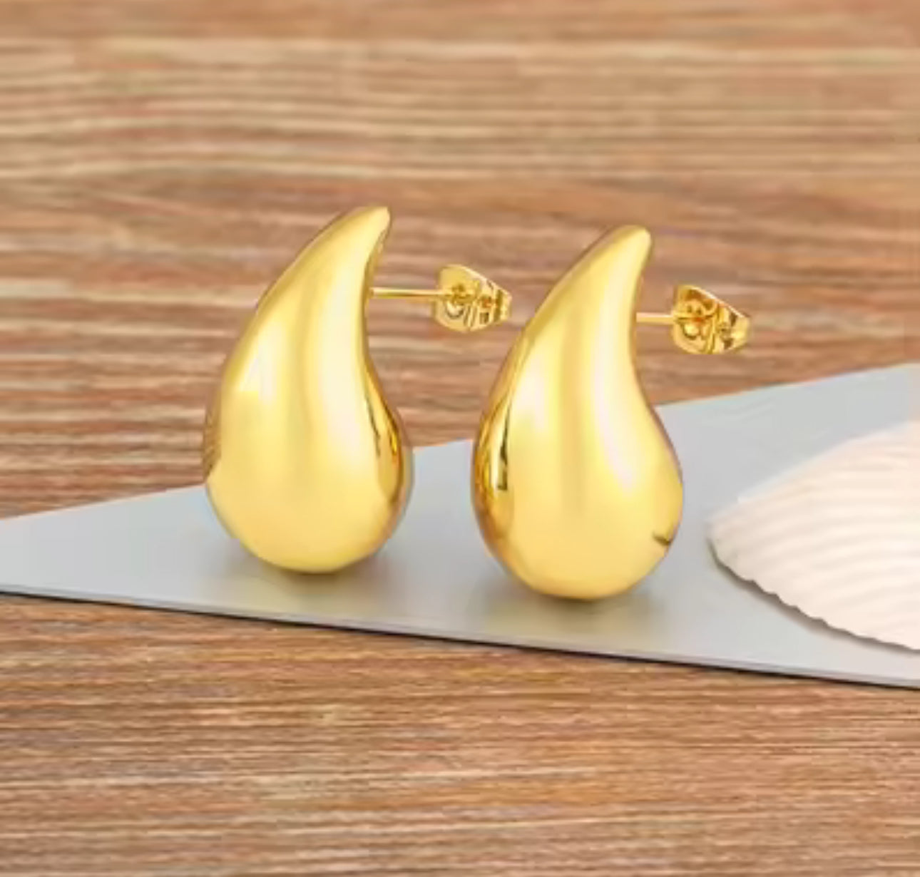 Aretes Gota Grande Lisa