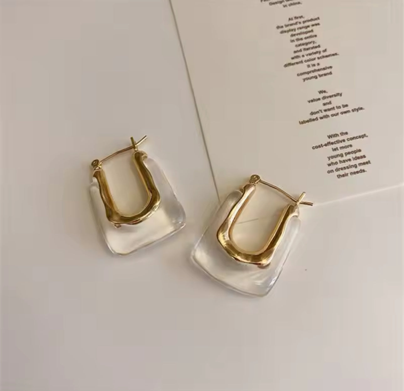 Pendientes Irregulares Transparentes