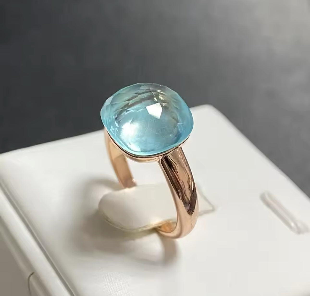 Anillo Topacio